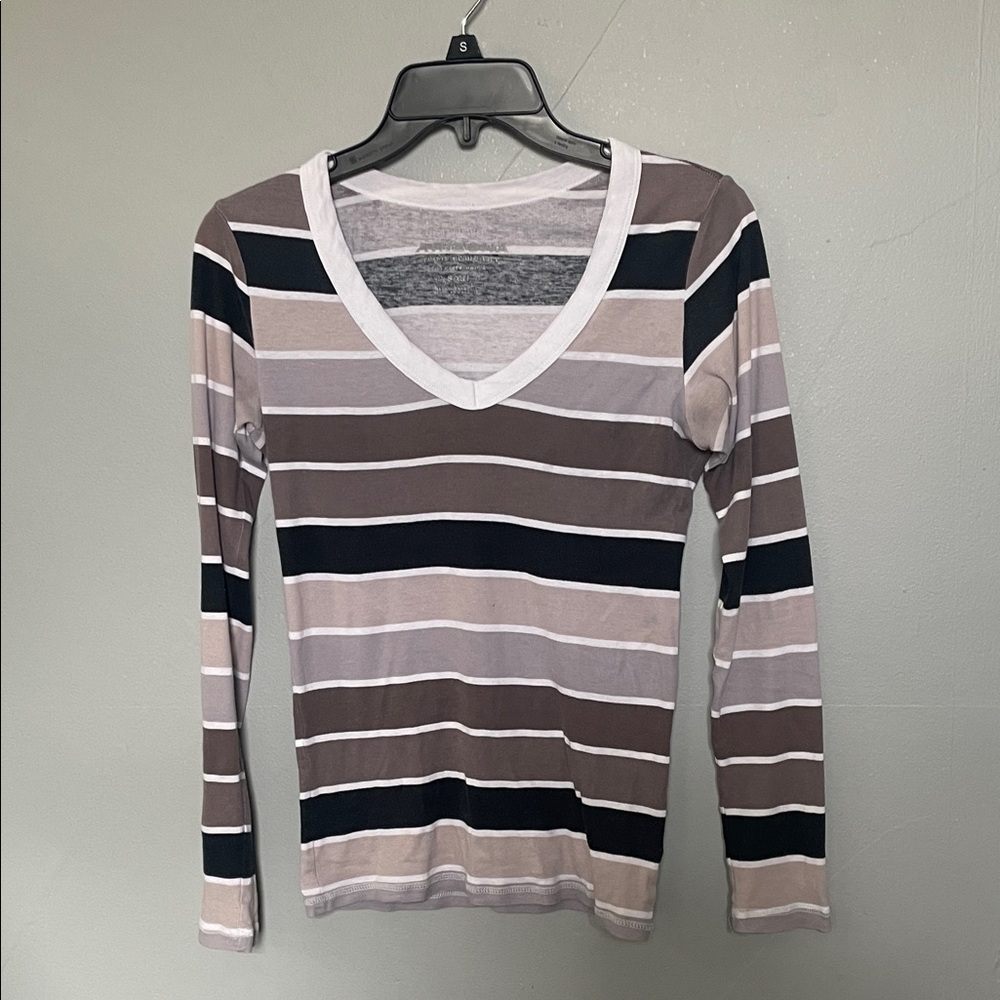 Arizona Small Long Sleeve Gray Striped Casual Top normcore dark academia